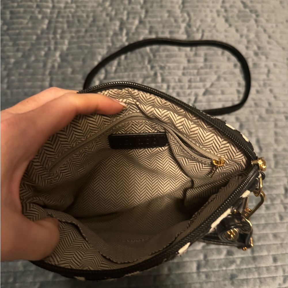 Purse - Picture 2 of 3